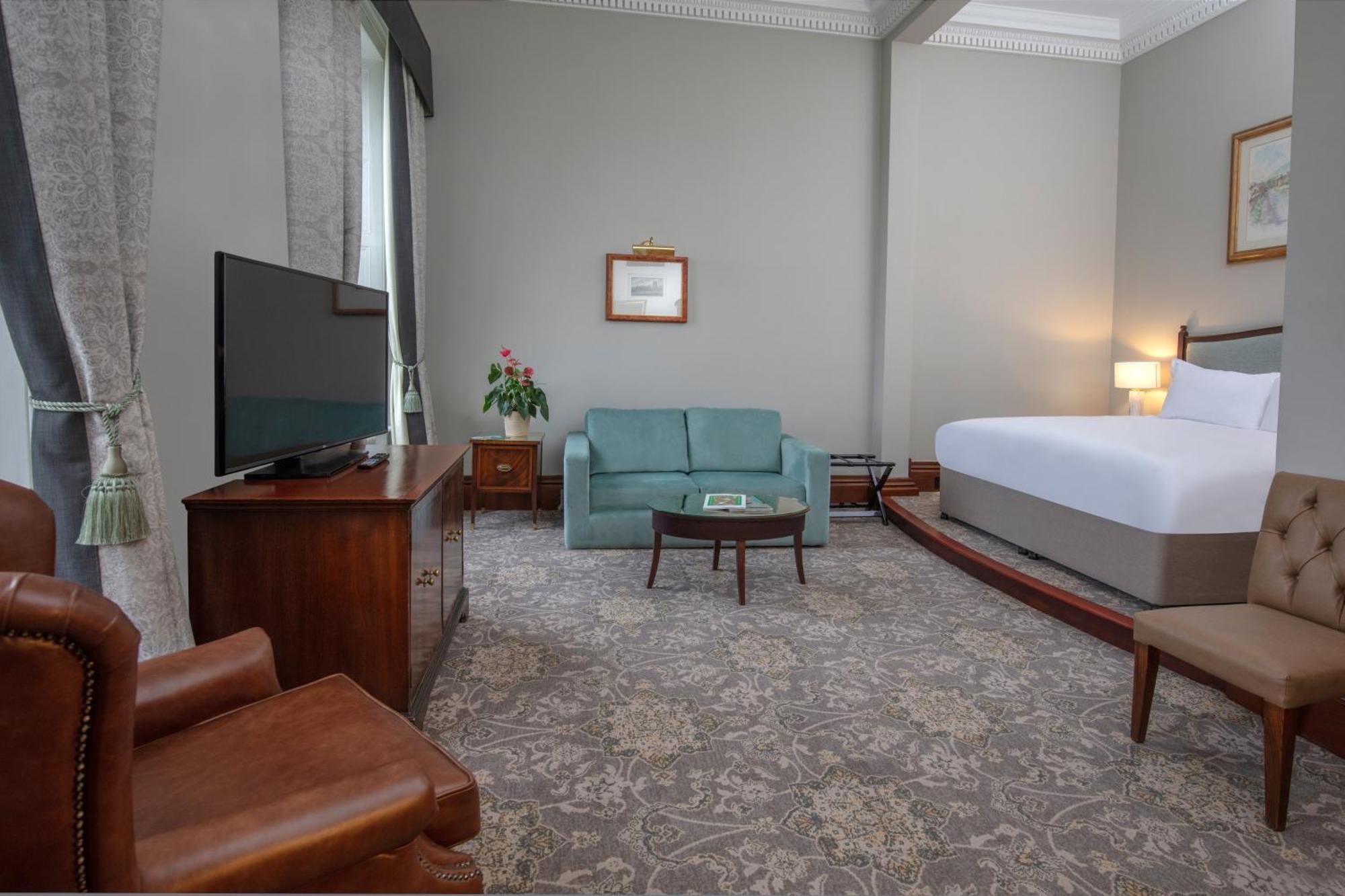 Oulton Hall Hotel, Spa & Golf Resort Leeds  Phòng bức ảnh