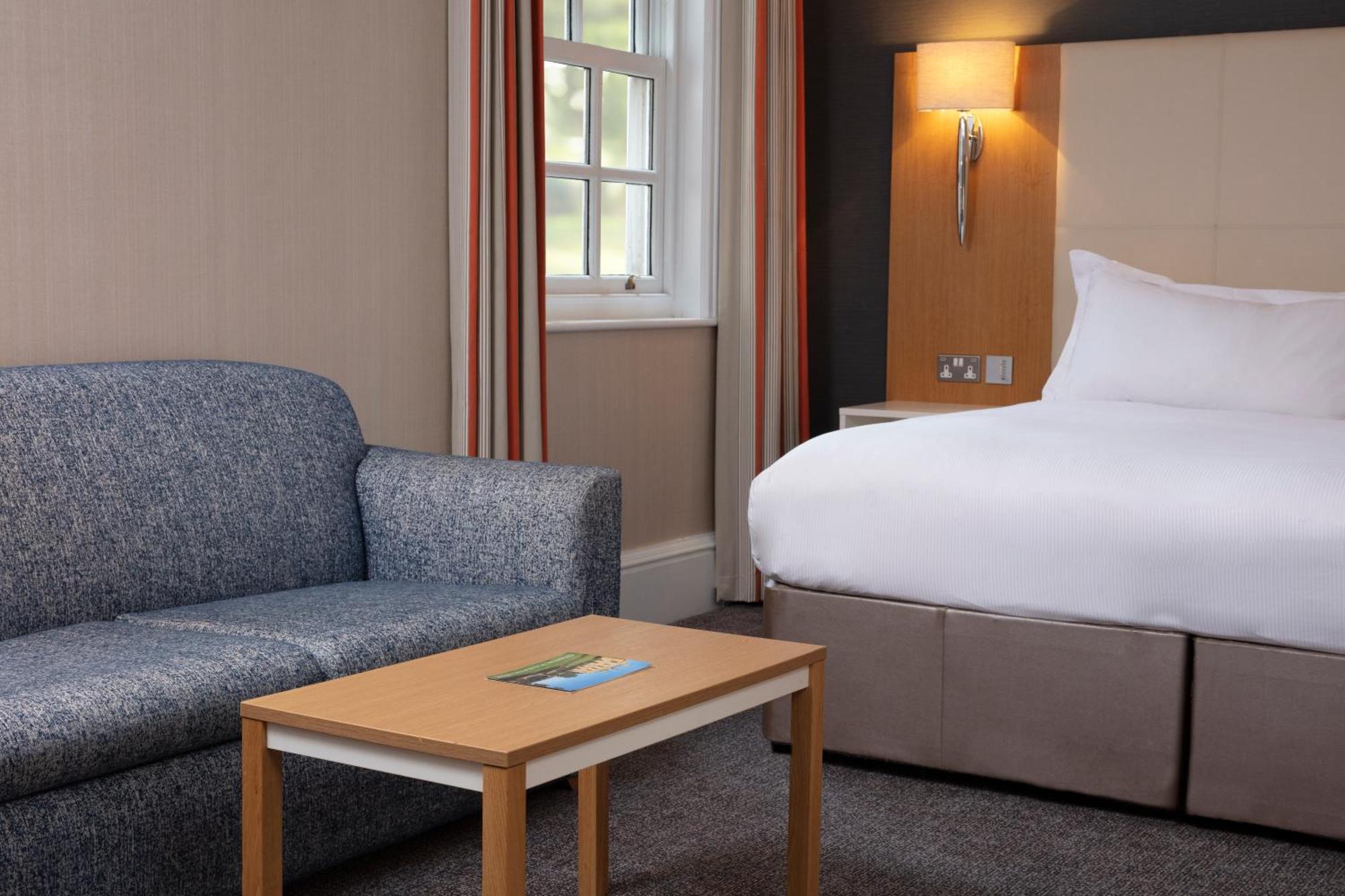 Oulton Hall Hotel, Spa & Golf Resort Leeds  Ngoại thất bức ảnh